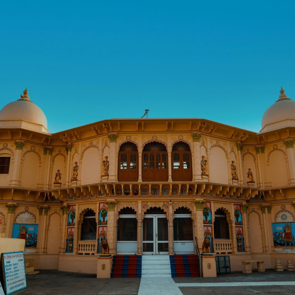 raju-kumar-KAWE7R1Zbbs-unsplash